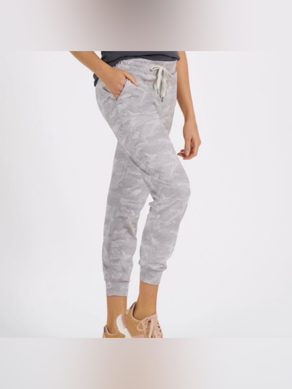 Vuori Gray Camouflage Performance DreamKnit Jogger Extra Extra Small Athleisure - Picture 1 of 15